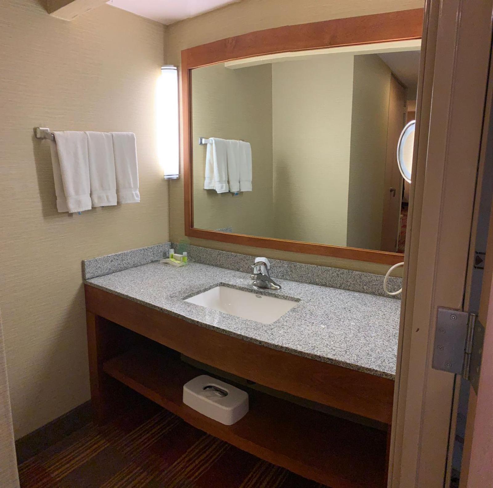 Holiday Inn Monclova By Ihg Exteriér fotografie