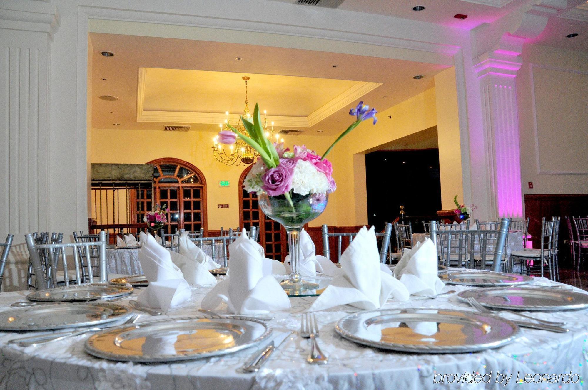 Holiday Inn Monclova By Ihg Exteriér fotografie